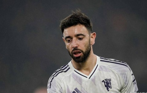 争四格局风云突变：曼联优势微弱，切尔西紧追不舍，利物浦渐行渐远