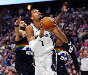 约基奇40+13文班亚马34+18 掘金加时险胜马刺迎8连胜