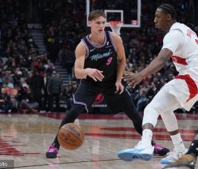 维金斯24分英格拉姆23分 热火不敌猛龙