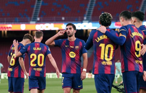 巴塞罗那力争主场反弹，阿拉维斯连遭两轮零封困境