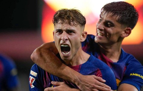 西甲积分大战：巴萨火力全开6球狂胜，紧追皇马升至第二