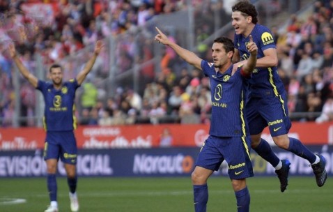 西甲积分榜刷新，巴萨2-0，豪取8连胜，甩皇马4分，马竞3-0升至第3