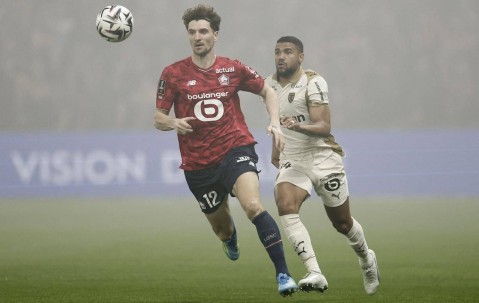 天助巴黎圣日耳曼：0-3，法甲第2完败给里尔，落后榜首4分